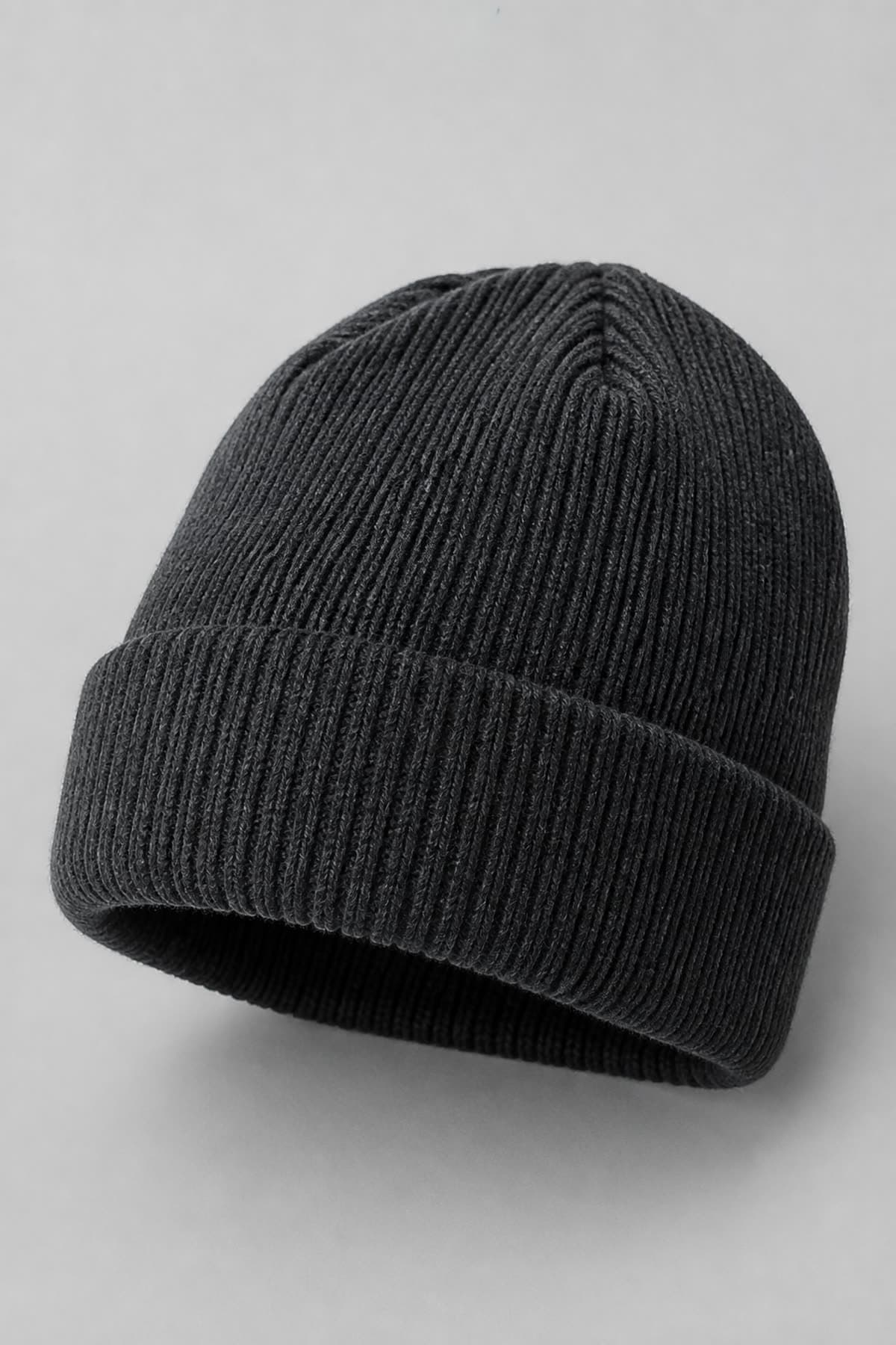PILLAR BEANIE alternate view